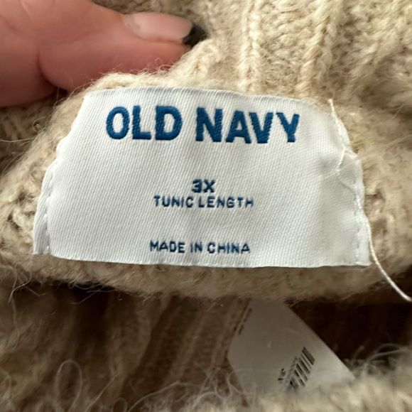 NWT Old Navy turtleneck sweater! - Picture 7 of 9